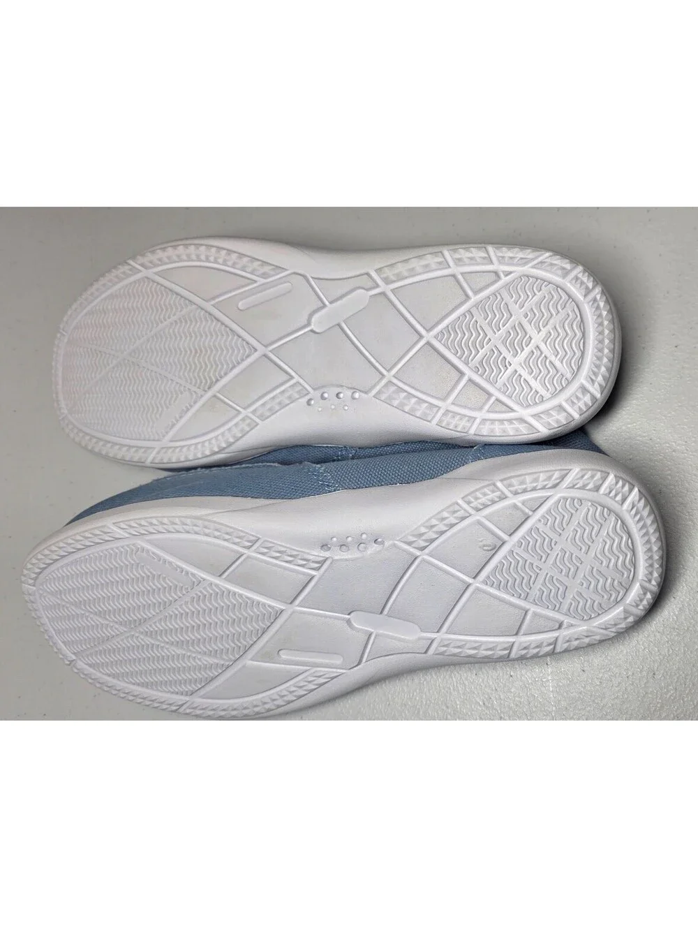 Men s 10.5 Denim Canvas Shoes Slip On Lightweight